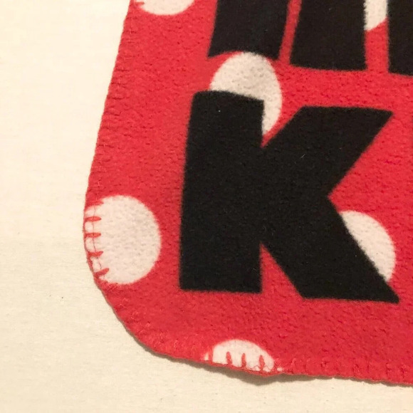 2014 Hello Kitty Polka  Dot Throw Blanket Northwest 58 x 41 Inch - Picture 5 of 16